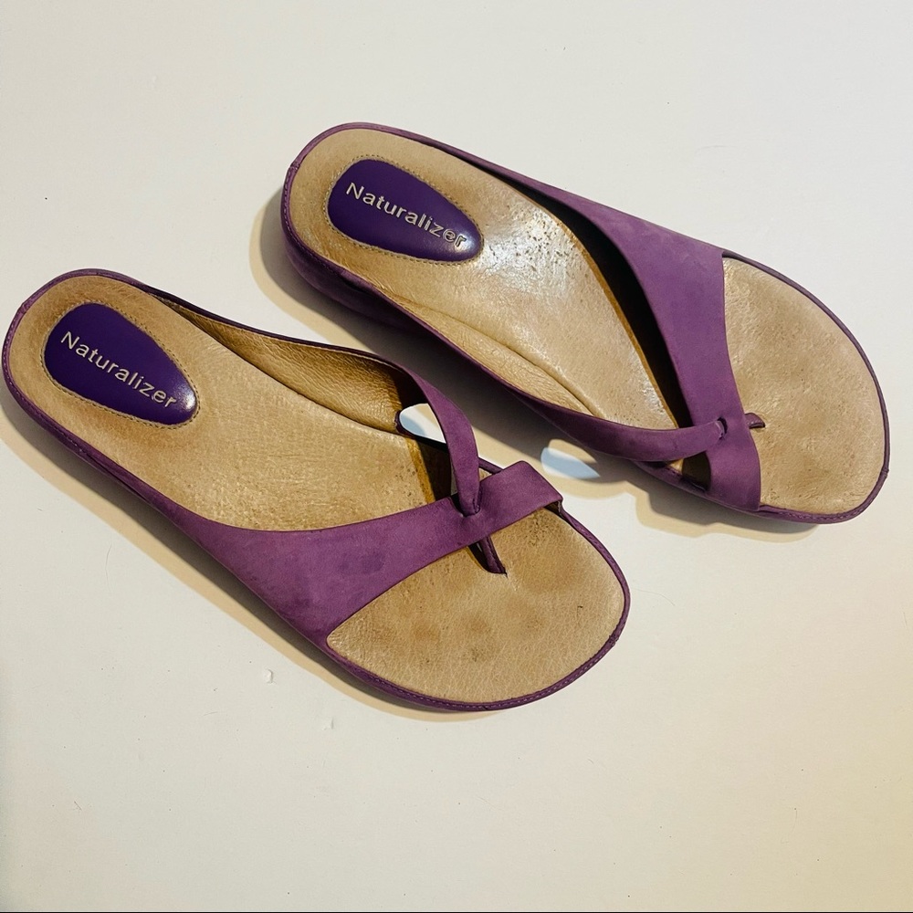 Naturalizer leather lavender sandals size 6